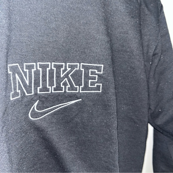 Nike embroidered crewneck - Picture 4 of 4